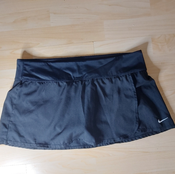 Nike Black Mini Athletic Skirt - Picture 7 of 7